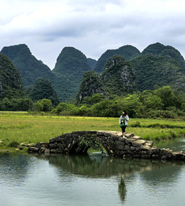 暮春暴雨后过山野田园