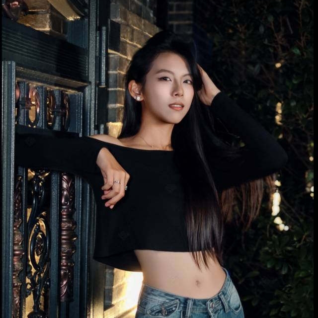 散步，手机又蹭拍上了