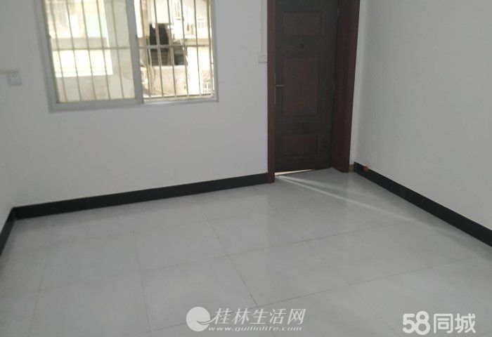 �ź�Сѧ���� ����·һ��һ�� 2¥ 65�� �ɴ��� ����
