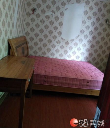 ���·�����󣬵�ӰԺ�ԣ�2¥�������׳���350Ԫ