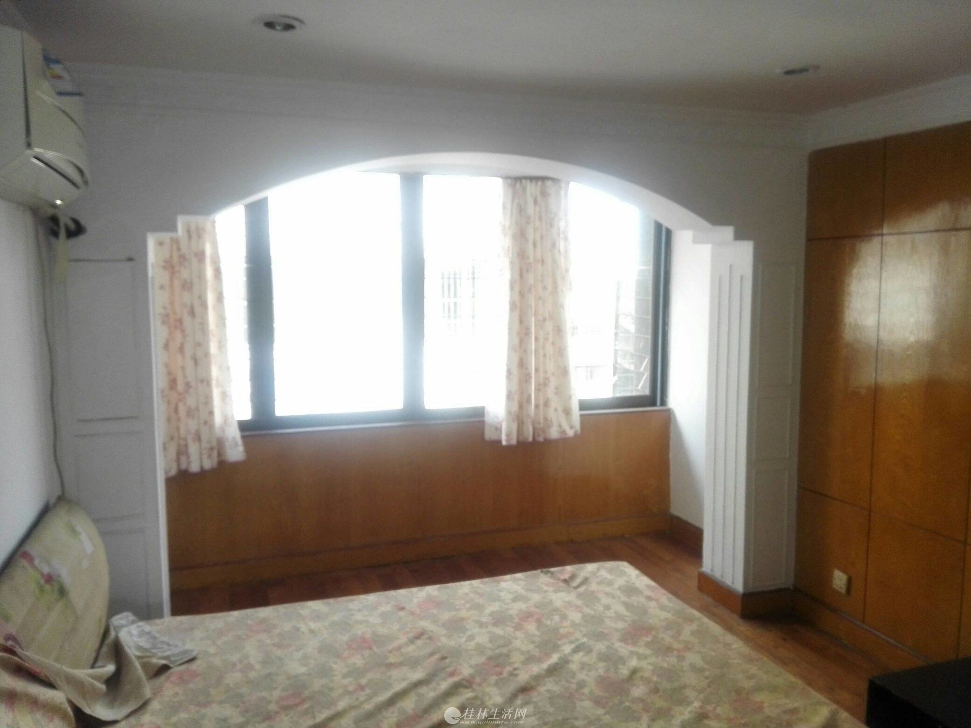 H�ź�Сѧ���� ����·����· 4�� 96��ɴ��� ��110��
