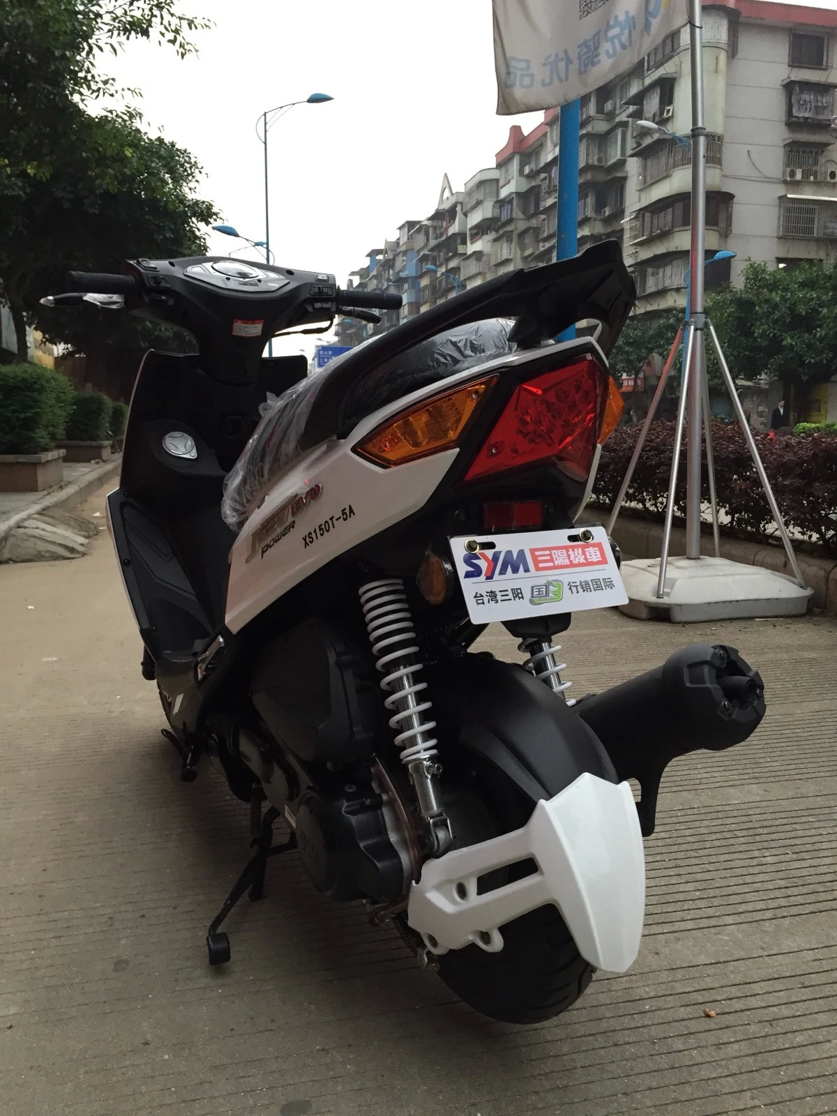������������2016Ԫ�����ڹ������� ����JET POWER 150������С���ڣ���ֵ13880Ԫ��