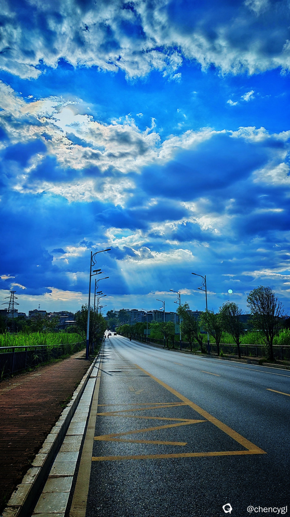 f71ab9b4-d2d3-09d3-5245-c5993f370ba9.jpg