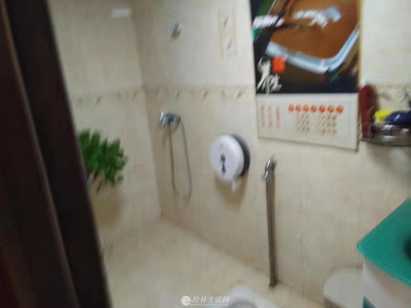 �������ֶ������������԰����5¥����������������130ƽ81��