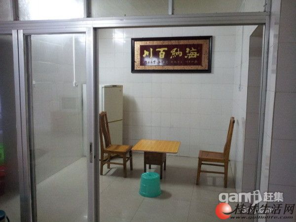 Y�����ɽС����3������ �칫�ӼҽԿ� 1600/�� ��ʵͼƬ
