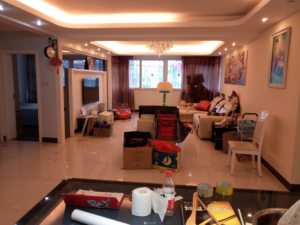 �Ϻ�·����ƺ�Ծ�����С��6¥��װ���㸴ʽ5������λ168��