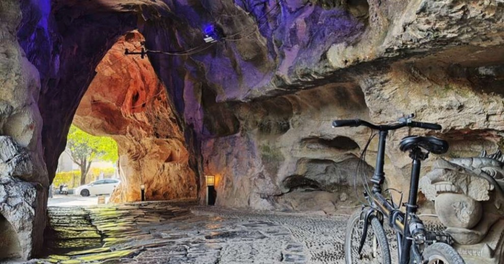 骑行五公里去买扣肉，但看了一路著名经典