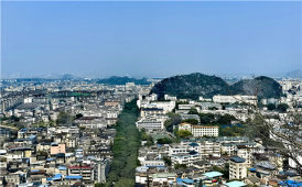 暮冬登桂林七星公园摘星亭