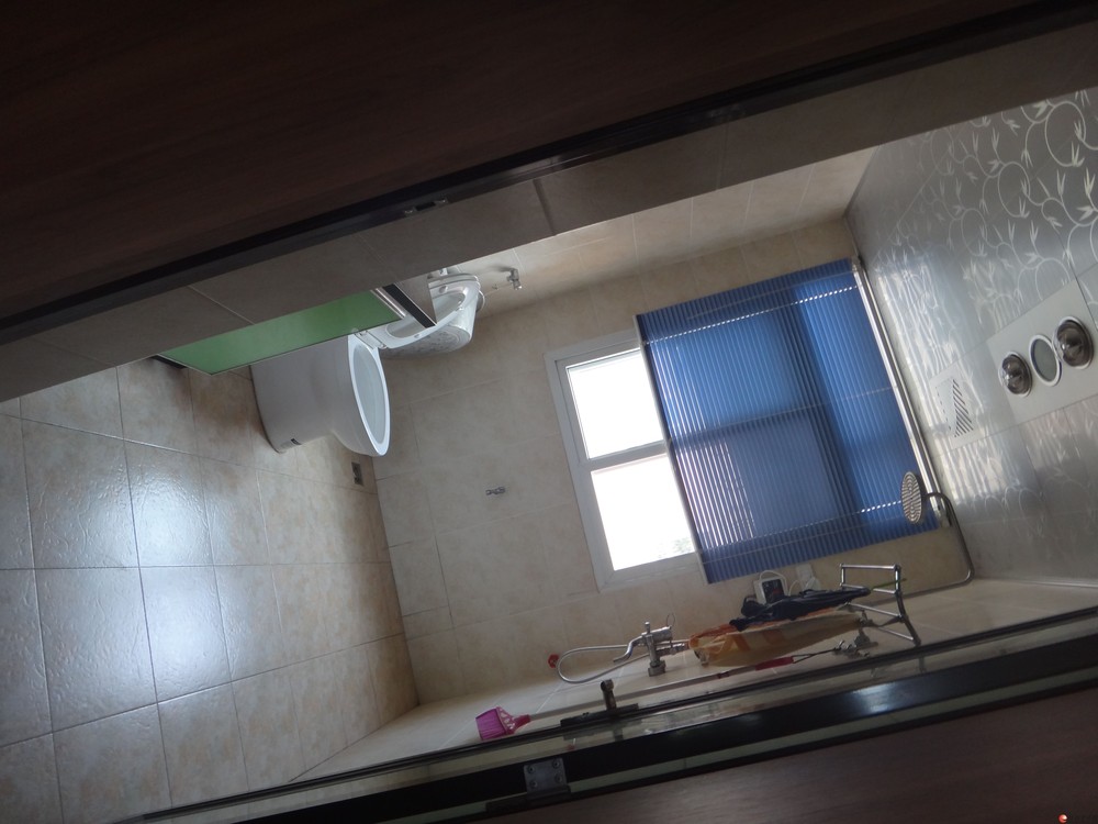 D������ѧб���� ½Ժ���� 4��2�� 140ƽ�� 2300Ԫ/�� �ɹ�ͨ͸ �Ҿ���ȫ