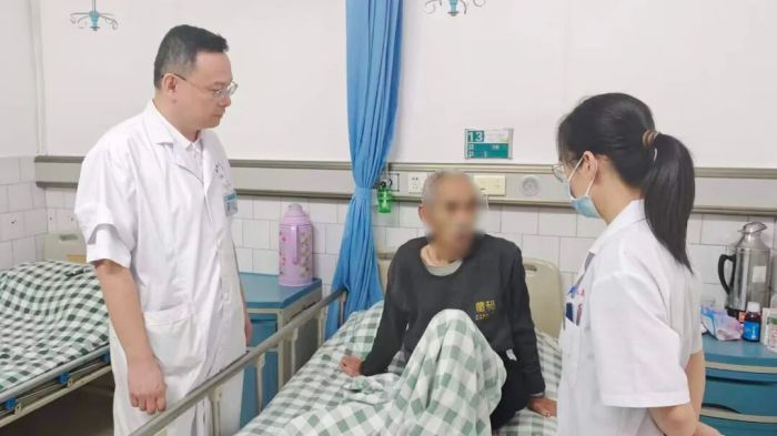 查房4.jpg