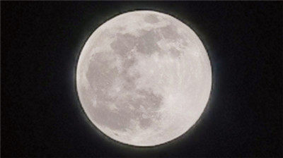 銀盤懸碧空，甲辰年最大最圓之月亮