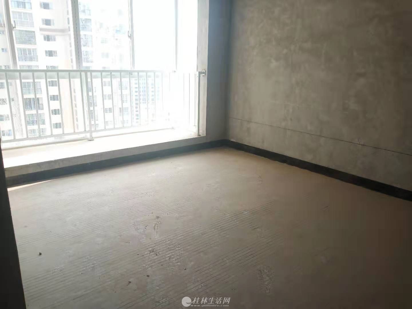 6��ѧУ���� ��ͨ���ٹ��� �ϱ�ͨ͸126ƽ�ķ�66.6����ʱ����