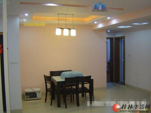  ���޼��վ�װ3��2��2��118ƽ�ף��ͼҾ߼ҵ磬�����ס