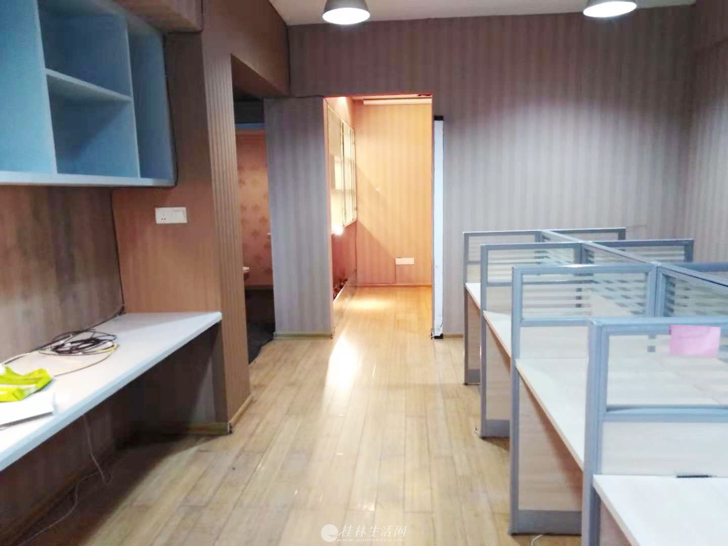 �칫�ҳ��� �������ù��ְٻ���¥���棬����9¥һ��һ��60ƽ���յ��칫�Ҿ�1650Ԫ��