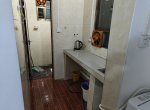 ���ֱ�վ��һ��һ���������׳���