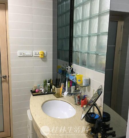 ���ۼ����¹㳡 �����ִ��� ��װ�����в� �Ҿ߼ҵ�ȫ��