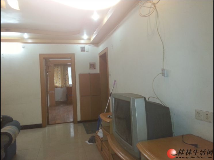 888  �ͼ۳���    ����·��������   321  110�O  3F  ��װ   1300Ԫ/��   �ҵ���ȫ