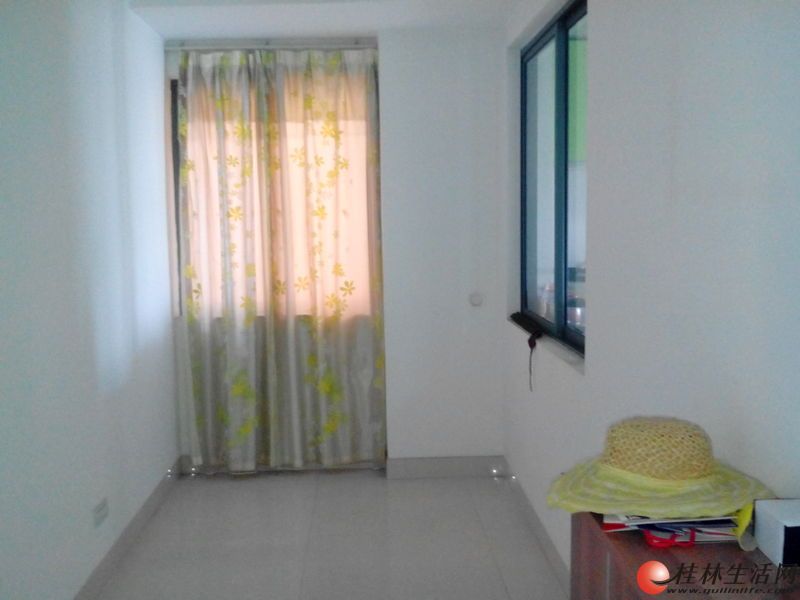 1����Ӫҵ˰��Ψһס����������3��2��133ƽ��85����뻧��԰
