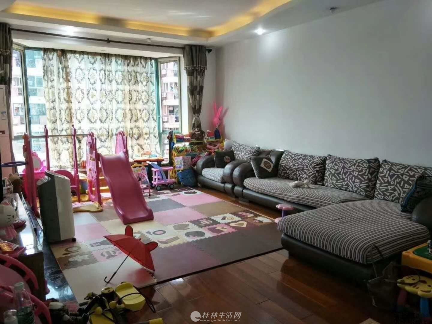 �����³Ǿ�װ3��156ƽ���ͼҾ߼ҵ� �����ס 105��