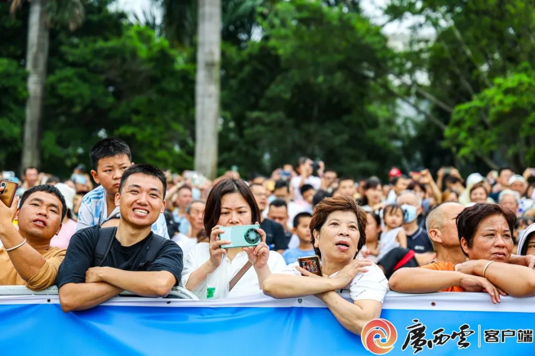 群“龍”爭霸！廣西各地龍舟賽超燃現場來了