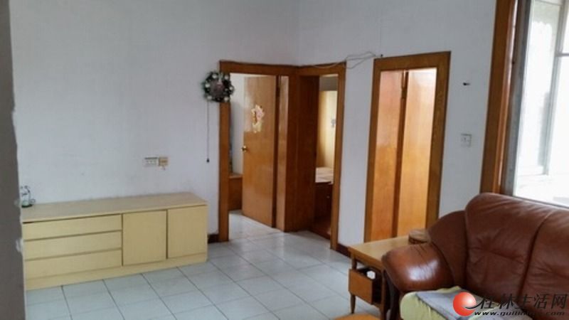 TT  ��������������������ʵ��2��58ƽ �г���ͼ�32�� ��