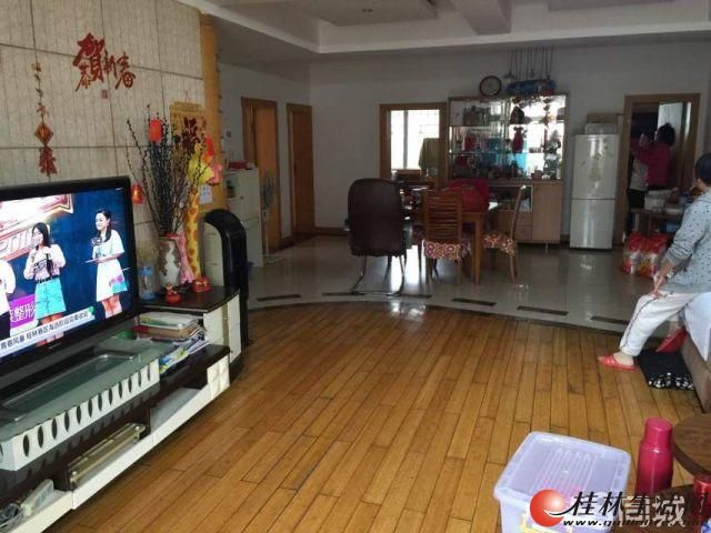 ���ǻ�԰4��2��2��-160�O-��װ�ϱ�ͨ͸���ɹ�ã����ͷ���