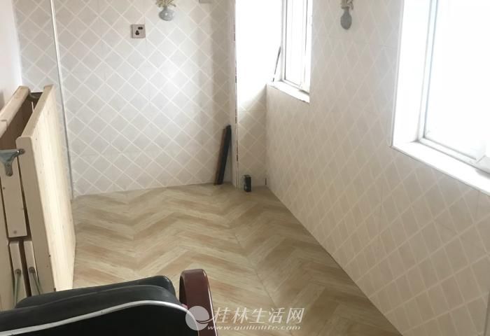 �������ˣ������������޴���ͨ�磬�ɹ�ʮ�㣡����С����������¥