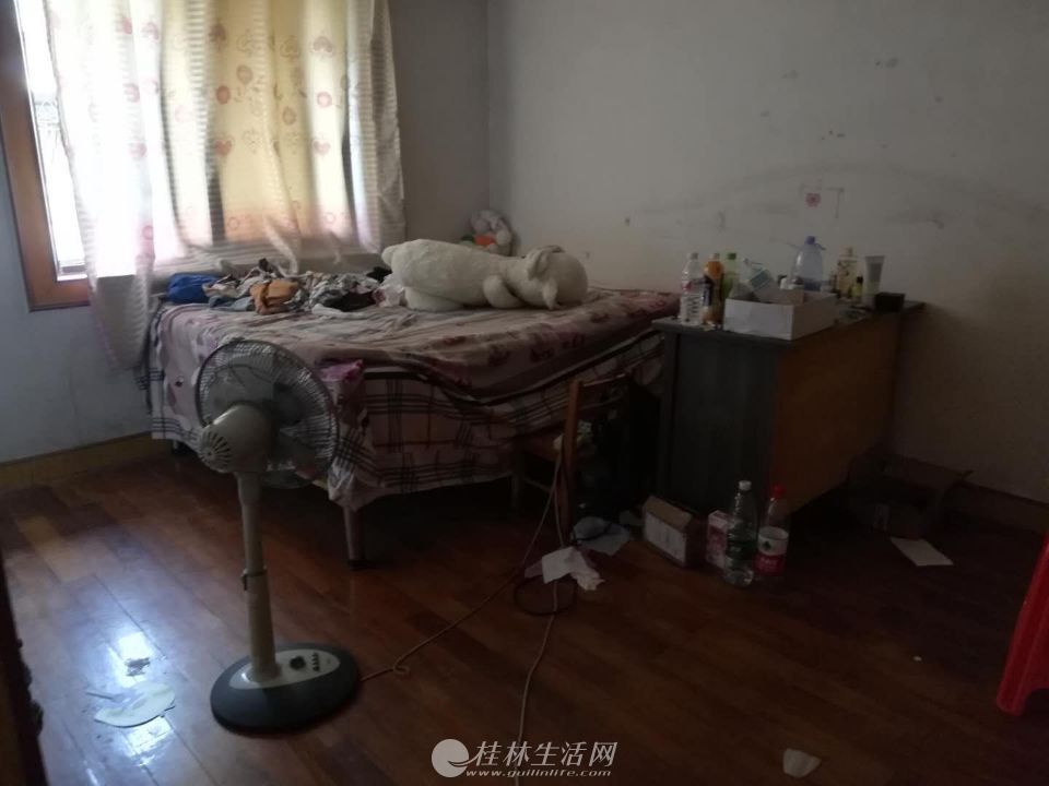 ��Ϫ��У�����гǷ羰����������˾ �������Ӽ� ��33��
