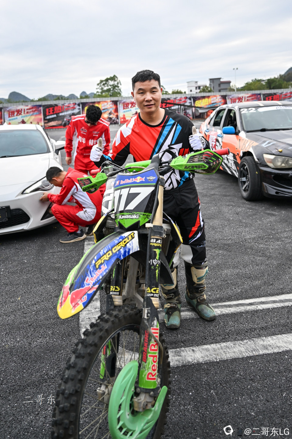 超华特技飞车秀 (35).jpg