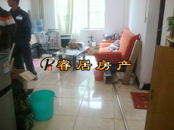 Sʯ������˾  �ƽ�2¥ ʵ��2��2��  �еط�ͣ�� 65�O 36��