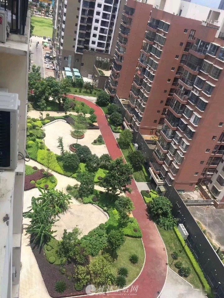 ��ҵ�����ԣ�ʱ�����֣�����������װ�ޣ������ס