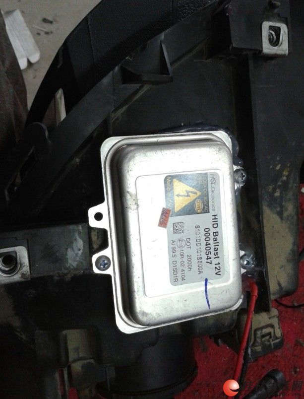 ���ǵ�S6��װQ5͸�����ƴ������ĵơ�