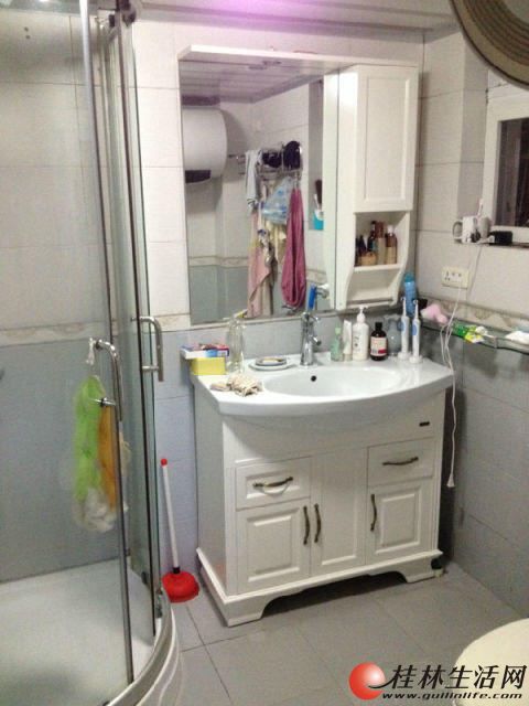 ����԰147�O�ķ���80ƽ������ƽ̨����ĸ��λ