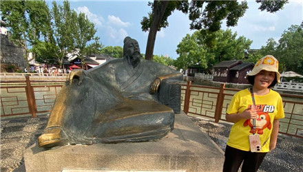姑苏城外寒山寺 夜半钟声到客船