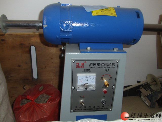 ��ת�У�ȫ����ƤЬ������Ѫ��5000�������,����Ҳ