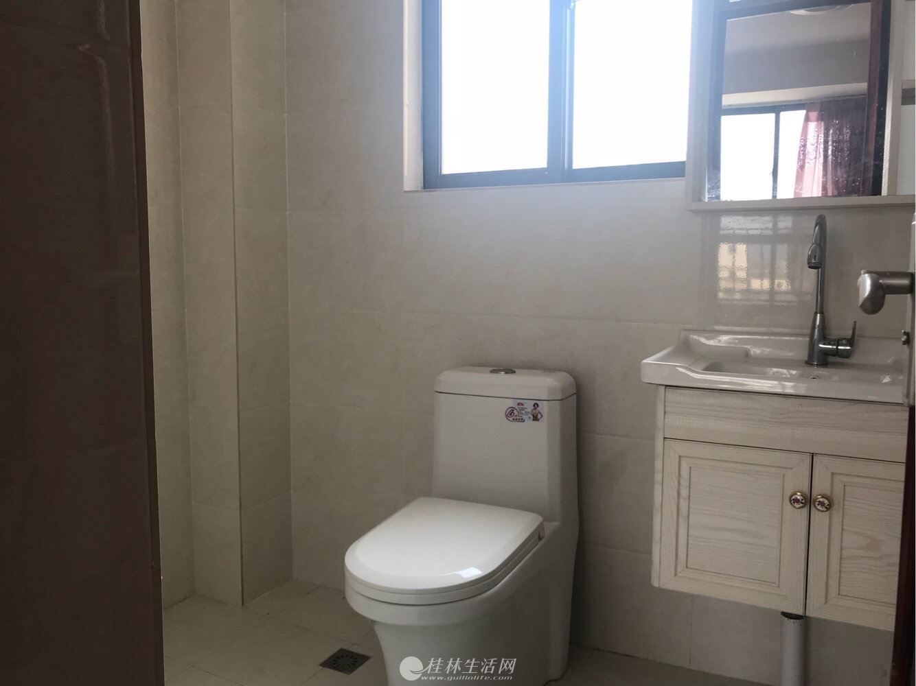 ��Դ���ʶ��氲��С����װ�������ź�Сѧ