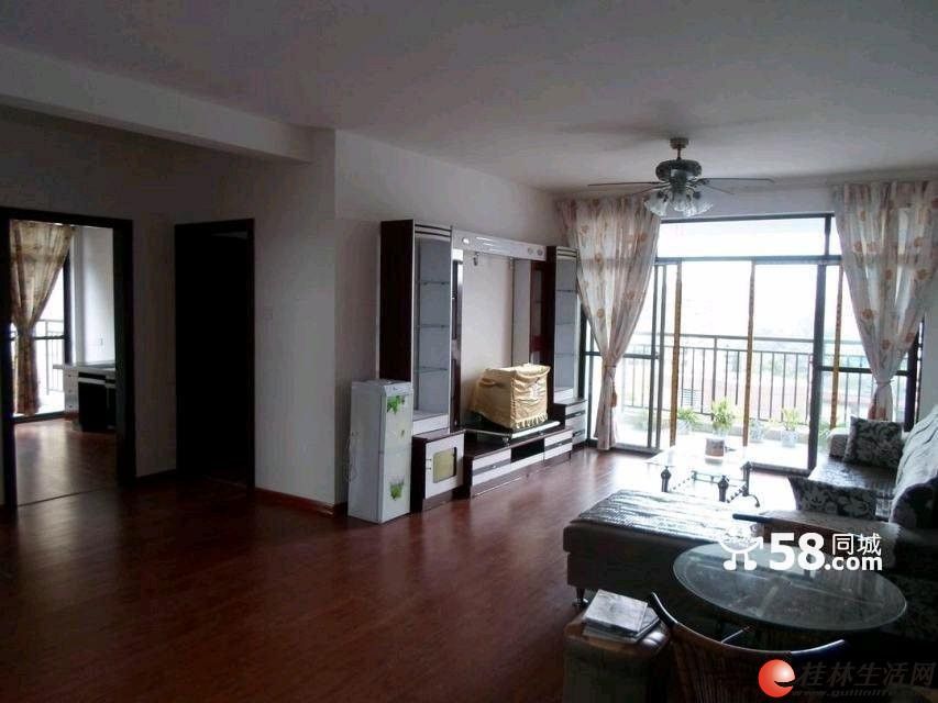Lˮ��ٳ�Ǿ�װ3��100ƽ�׳�ֵ����2300��