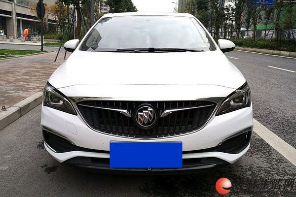 ��� ���� 2018�� ���� 15S �Զ������� �˳��׸�����1.3�� ��ӭ����