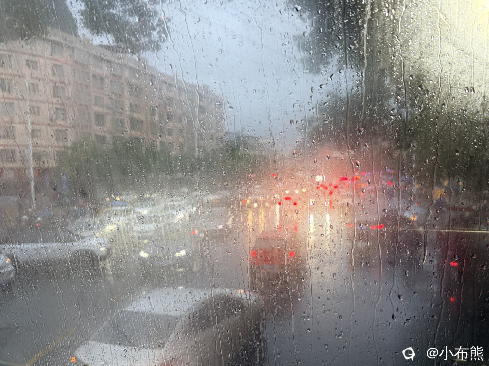 5.20下雨_副本.jpg