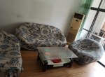 �÷����ۣ��ְ������ڿ����У����ĳ��ۣ�