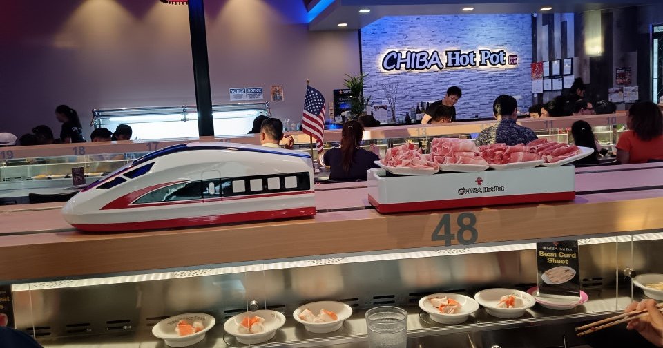 周日，和朋友们去吃美国的自助小火锅