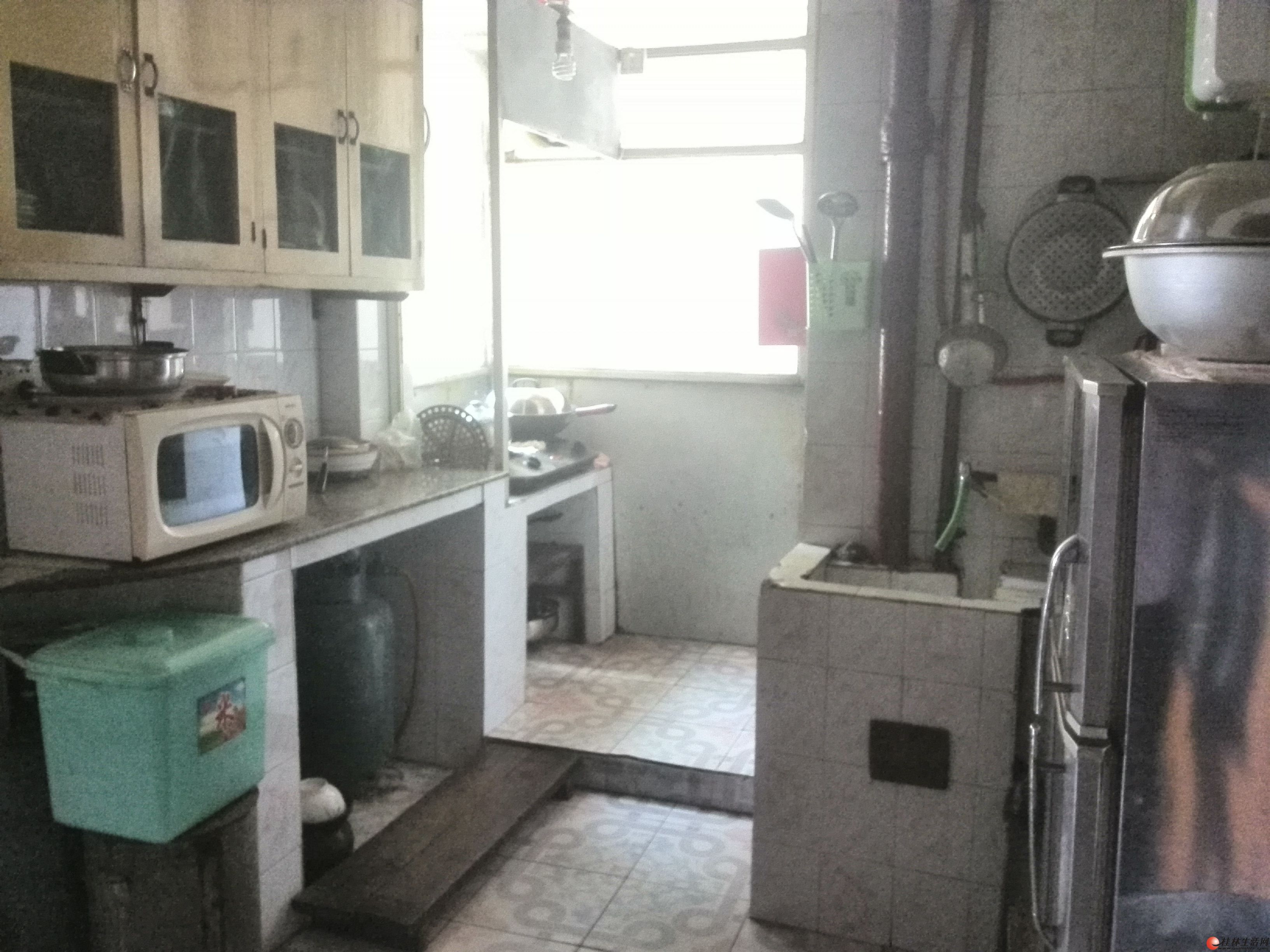 ���· ����·��3��1����70ƽ�ס�4¥���ҵ���ȫ