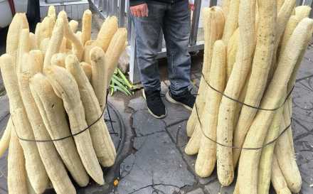 街上有人賣絲瓜瓤，你猜要多少錢？