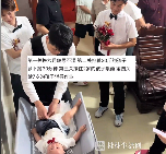 这样的接亲小游戏也太有意义了！新人把带娃实操放进接亲，网友：有趣又实用，建议推广