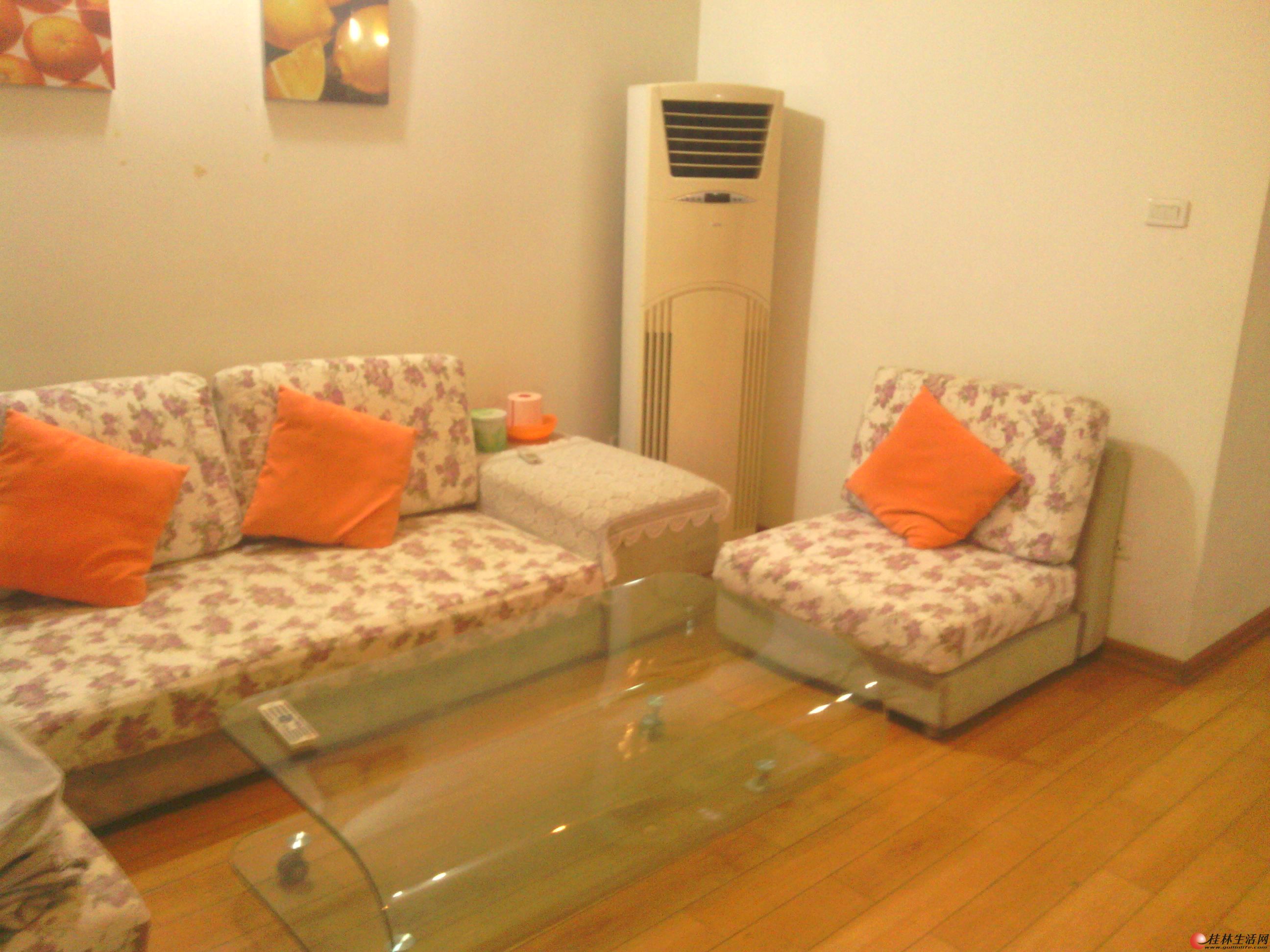~�㽭�����Թ㳡��װ��ܰ2�� 96ƽ�� 2�յ�  �ҵ�Ҿ��� 2000/��  �����ס
