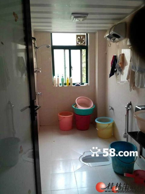 �����ǳ�136ƽ����30ƽ¶̨ 2¥ �޸�˰Ӫҵ˰ 80��