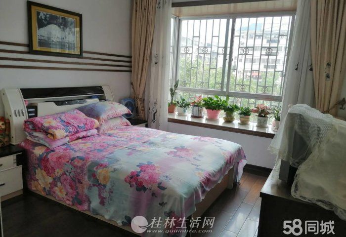 ����ֽ�ˮ���Ƶ��� ��԰С�� ����3¥ ��װ3��62��