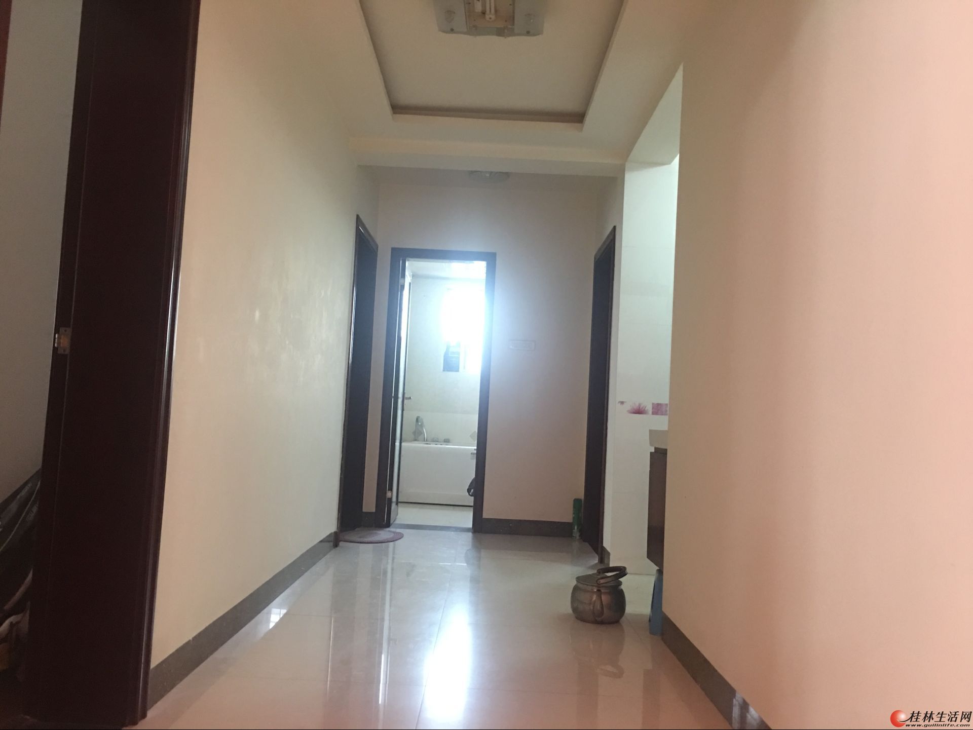 �����԰  ���ݾ�װ����������λ�ۼ�160��