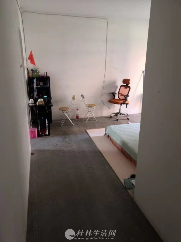 ���ۣ������ֿ����ͻ�԰С����4¥117ƽ3��2��2��2003�꽨ë�������ͳ�����