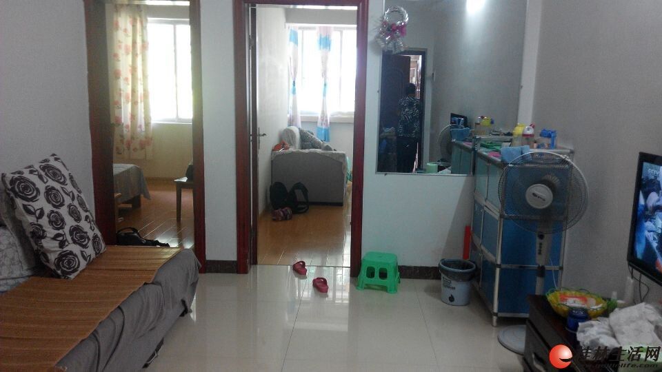 ZZ������������3��1��63ƽ��1400Ԫ�£������ס��